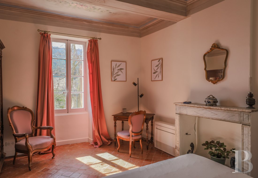 A family home with a garden in the village of Alleins, between Cavaillon and Salon-de-Provence - photo  n°19
